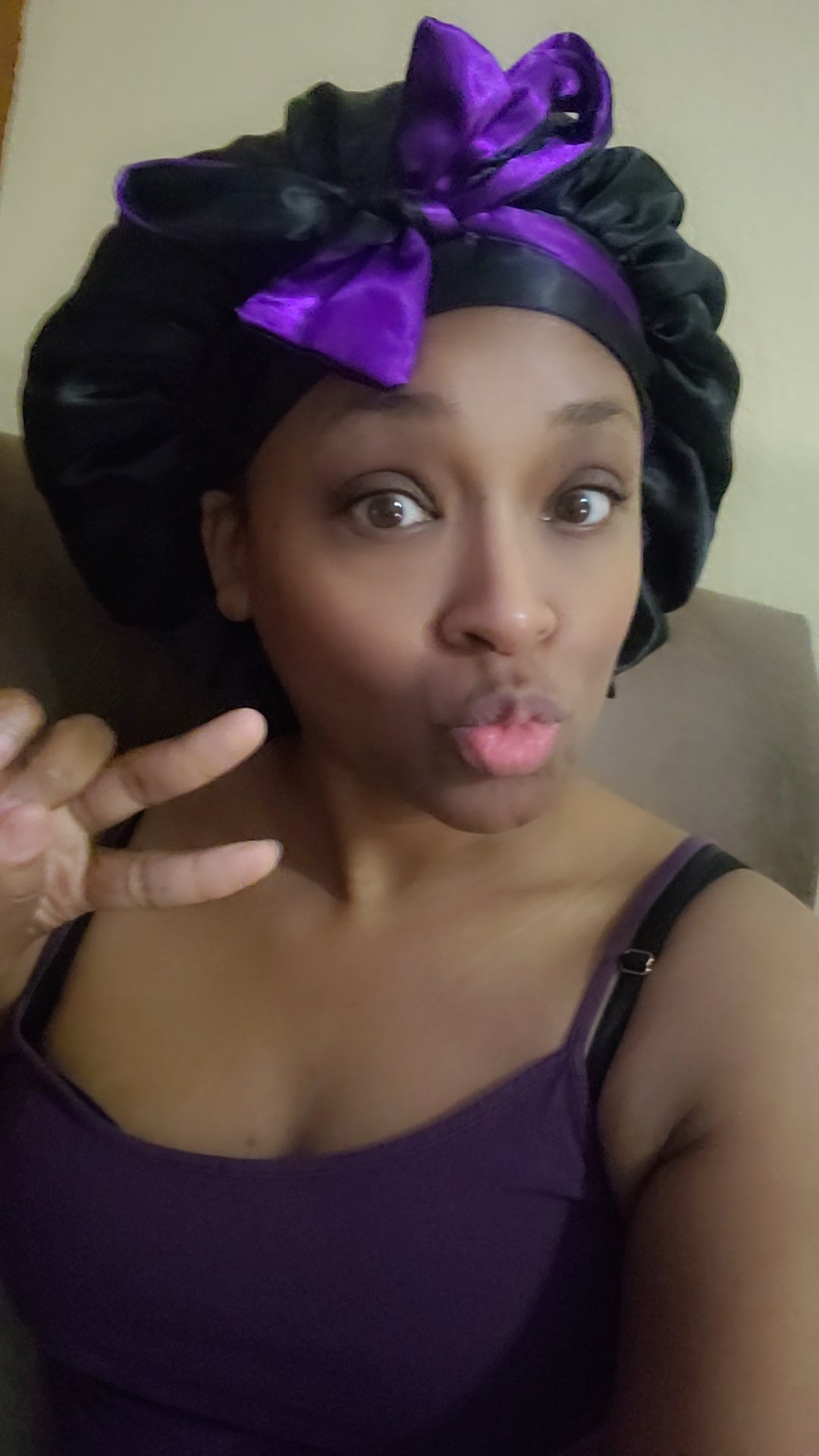 Black/Purple Reversible Bonnets